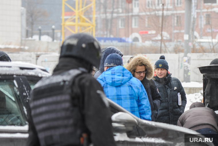 ОМОН и Росгвардия проводит спецоперацию в центре города. Челябинск, силовики, полиция, росгвардия, омон, росгвардия, силовики