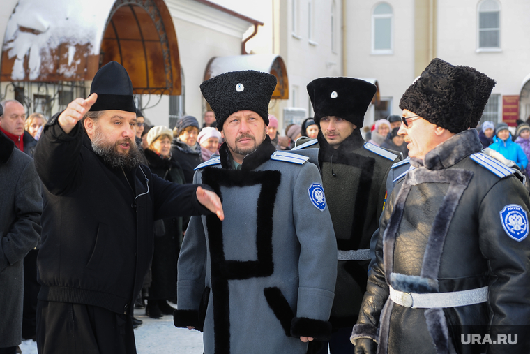 День народного единства в Челябинск, казаки, отец борис кривоногов