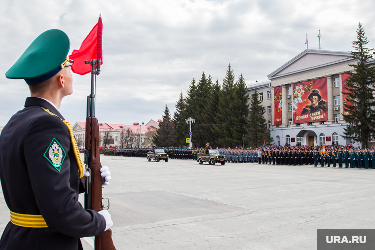 Парад, посвященный Дню Победы. Курган