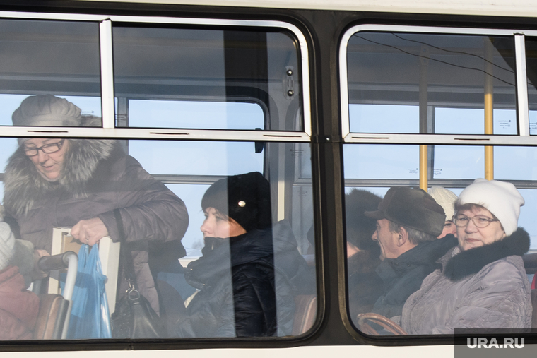 Виды Кунгура. Пермский край, плата за проезд, пассажиры автобуса, проезд в транспорте