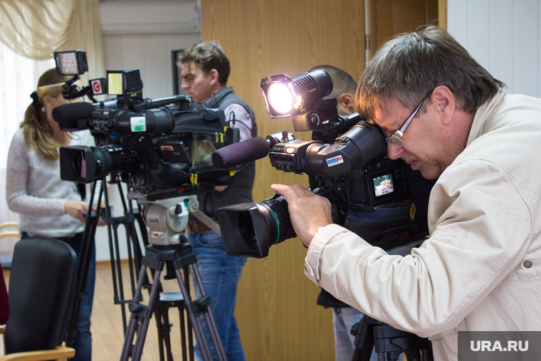 Пресс-конференция ЖКХ. Нижневартовск, камеры, операторы, телевидение