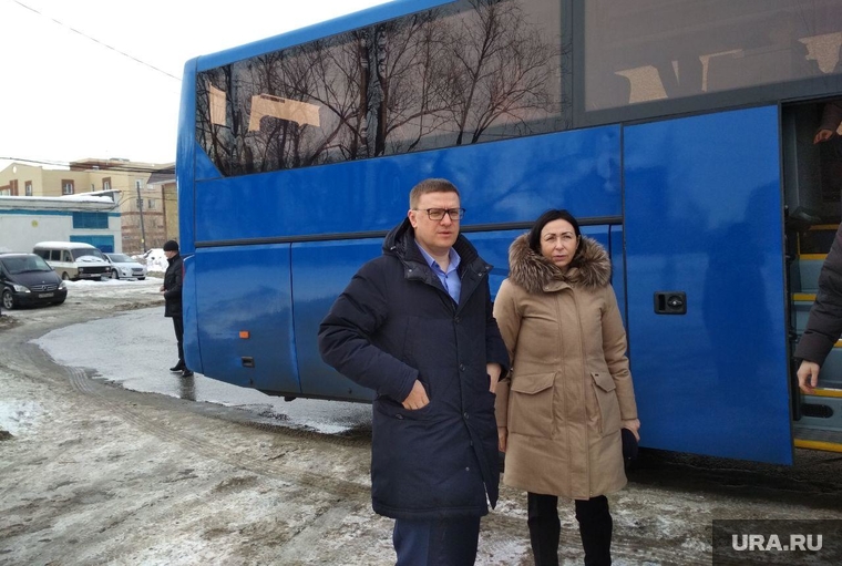 Алексей Текслер прокатился на автобусе с журналистами