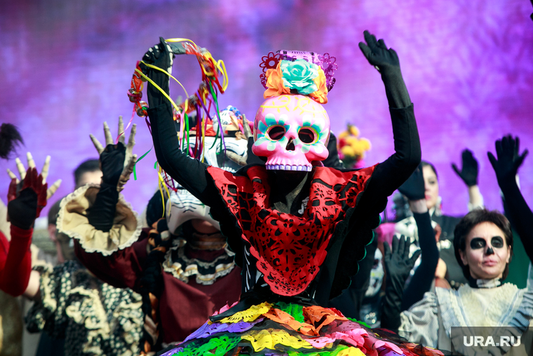 Праздник мертвых в Гостином дворе. Москва, карнавал, мексиканский праздник мертвых, dia de muertos, праздник