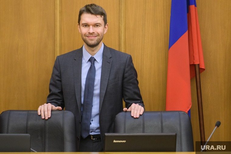 Внеочередная консультация депутатов ЕГД по вопросу повышения заработной платы мэру города и его заместителям. Екатеринбург, вихарев алексей