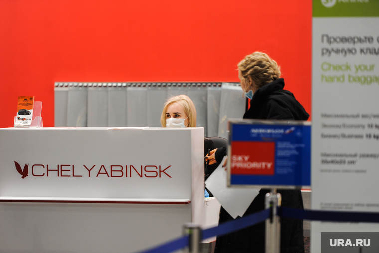 В аэропорту «Челябинск» отменили все международные рейсы, сократился внутренний пассажиропоток, из-за чего так много персонала стало не нужно