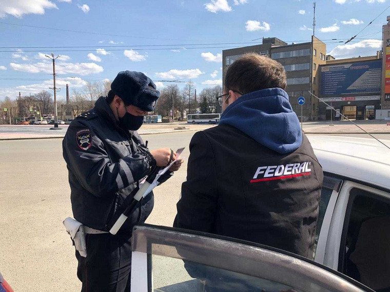 На патрулирование Екатеринбурга вывели несколько сотен полицейских: Яндекс.Новос
