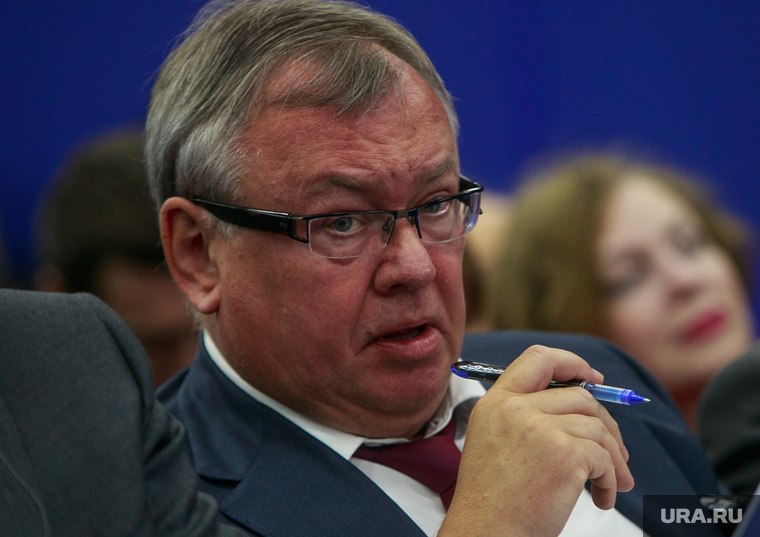 Санкт-Петербургский международный экономический форум. Второй день, панельные дискуссии. Санкт-Петербург, портрет, костин андрей