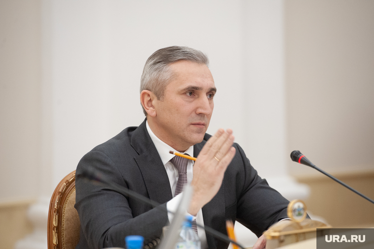 Пресс-кнференция губернатора тюменской области  Александра Моора. Тюмень, моор александр