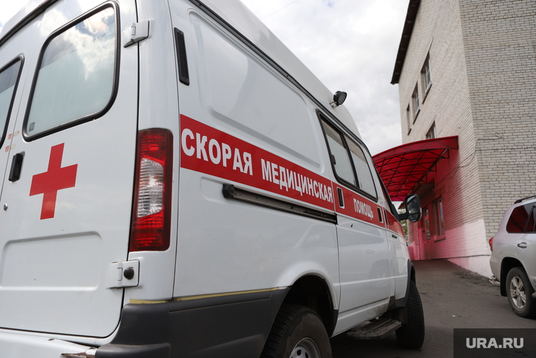 Визит врио губернатора Вадима Шумкова в Петуховский район. Курган, машина скорой помощи, скорая помощь