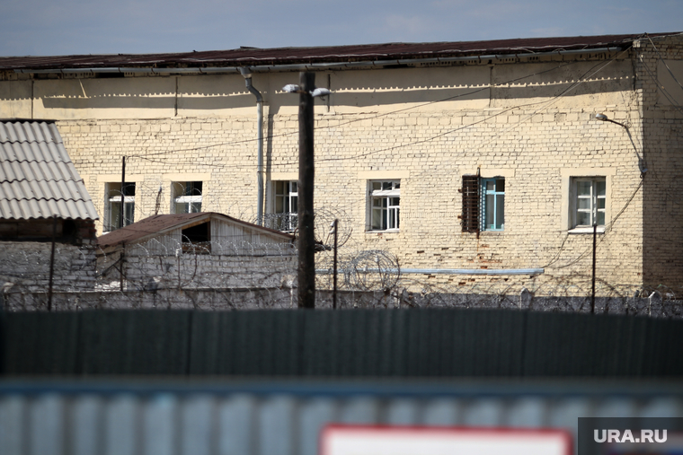 Бунт в исправительной колонии 46. Невьянск, колючая проволока, зона