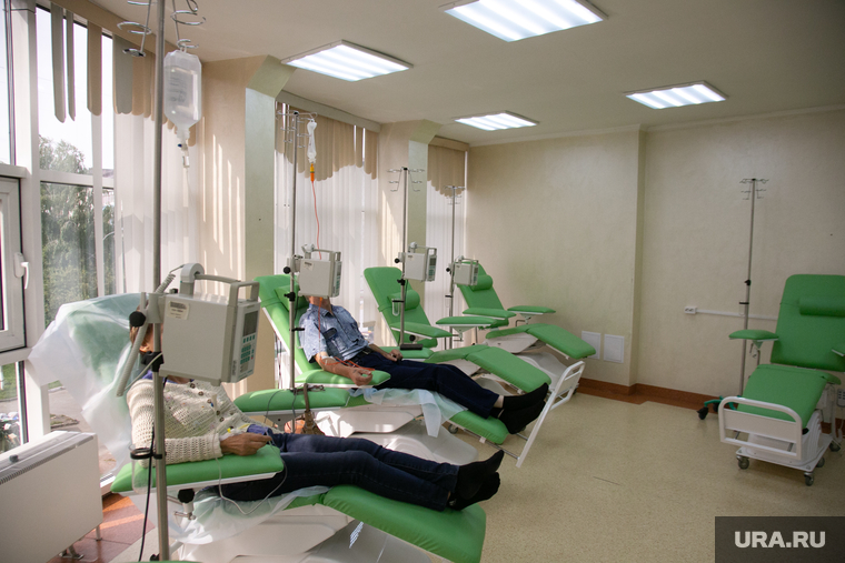Химио-теропевтическое отделение ГАУЗ ТО "МКМЦ "Медицинский Город". Тюмень, лечение, онкология, рак, заболевание, медицина, химиотерапия, капельницы, злокачественная опухоль, инфекционное, паразитарное