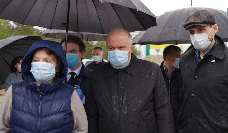 Сургут стал первым городом, куда губернатор Югры Наталья Комарова приехала после двухмесячного карантина