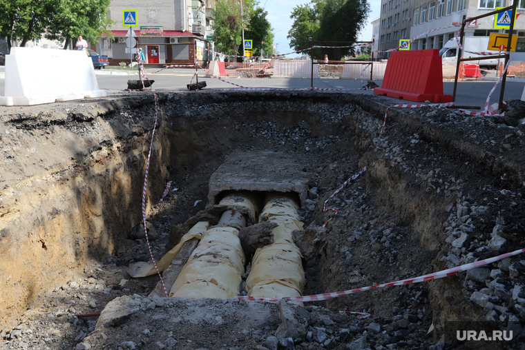 Разное. Курган, ремонт дороги, трубы с утеплением