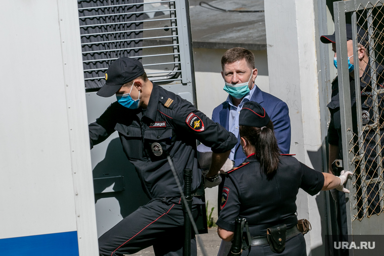 Избрание Басманным районным судом Москвы меры пресечения в отношении губернатора Хабаровского края Сергея Фургала. Москва, фургал сергей