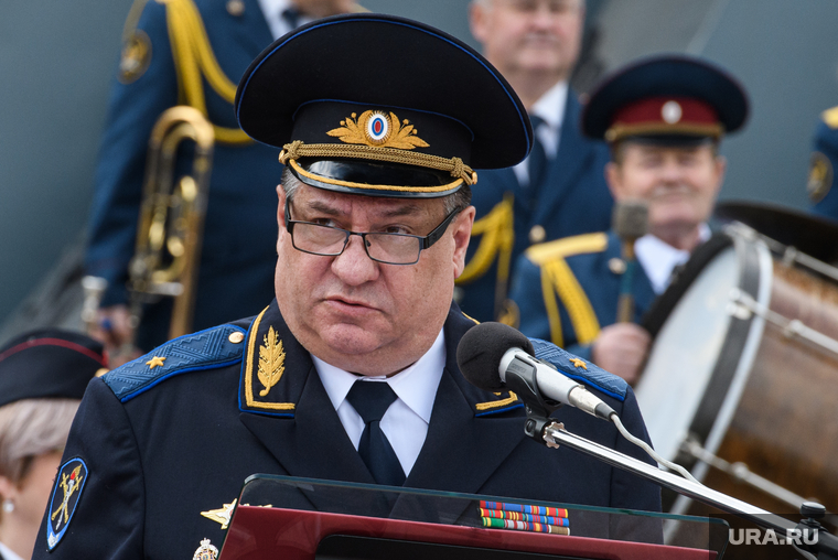Владимир Миронов — один из опытнейших руководителей в свердловском главке МВД