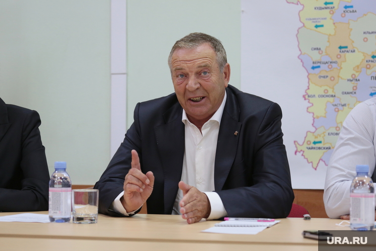 Конкурент пермского губернатора будет мстить за свое поражение. Он готовится сорвать реформу