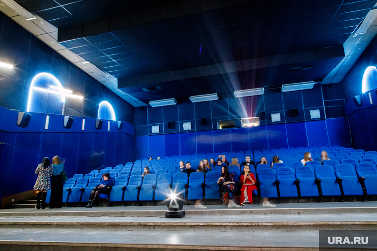 Предоткрытие ккт «Колизей» и показ фильма «Сила мечты». Екатеринбург, кинотеатр, колизей, кинозал