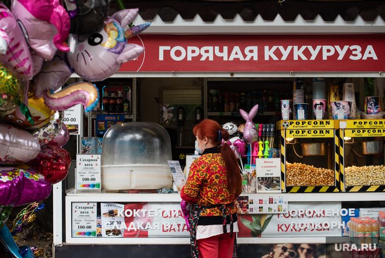 Объезд Александра Высокинского по Октябрьскому району. Екатеринбург, киоск, ларек, фудкорт, горячая кукуруза