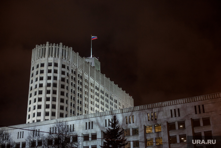 Москва, разное., белый дом, здание правительства рф, флаг россии, Дом Правительства Российской Федерации