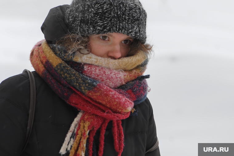 Мороз. Зима. Погода. Климат. Челябинск, снег, девушка, зима, шарф, климат, мороз, снегопад, погода, холод