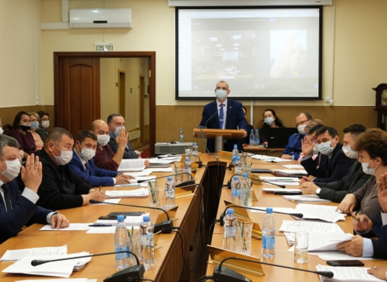 Депутаты думы Тазовского района провели первое заседание в новом составе