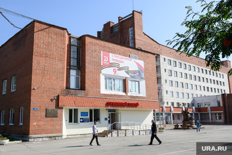 Гуманитарный груз из КНР для больниц СО. Екатеринбург, госпиталь ветеранов войн