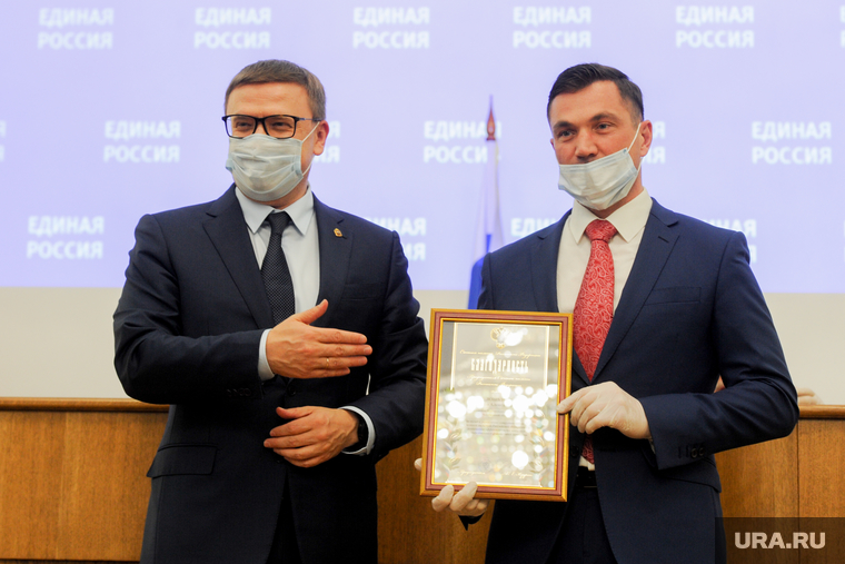 Алексей Лошкин (справа) возглавил контрольно-ревизионную комиссию