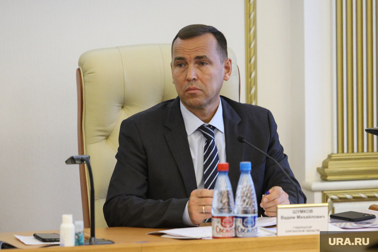 Полпред Президента РФ в УрФО Николай Цуканов на заседании правительства. Курган, шумков вадим