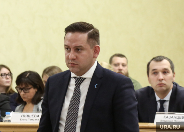 Комитет по бюджету в тюменской городской думе. Тюмень, тулебаев мурат, романчук иван