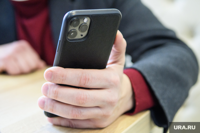 Интервью с Максимом Спасским. Екатеринбург, apple, айфон11, iphone11