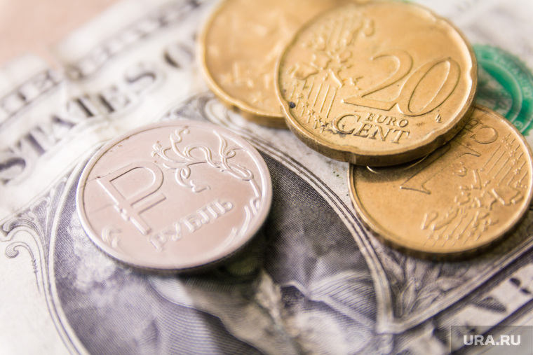Novosti Krizisa 8 Noyabrya Dollar Vzletit Do 250 Rublej Moshenniki Nashli Novyj Sposob Krast Dengi U Rossiyan