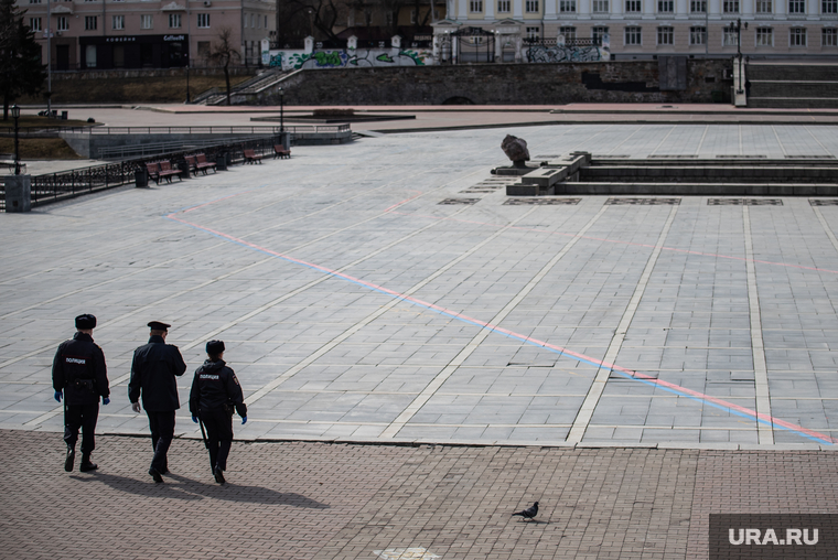 Екатеринбург во время пандемии коронавируса COVID-19, штраф, патруль, карантин, полиция