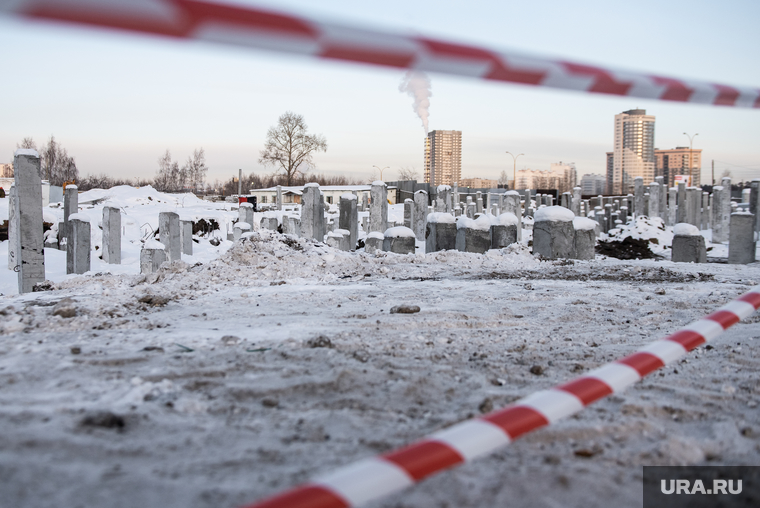 Церемония закладки первого камня в основание нового регионального транспортно-пересадочного узла в микрорайоне Ботанический. Екатеринбург, строительная площадка, стройка, тц золотой, микрорайон ботанический