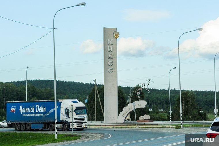 Автодорога М5. Челябинск, м5, автотранспорт, трасса м5, дорога, стела миасс, поворот на миасс
