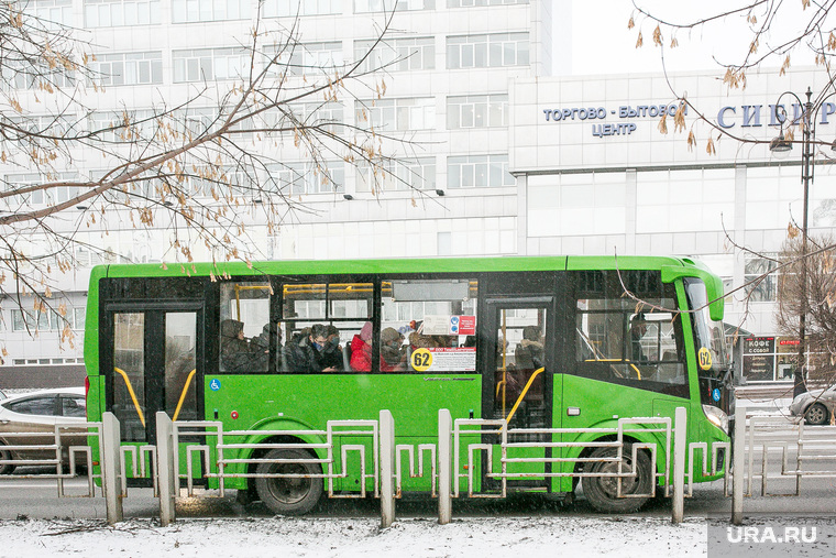Снежный город. Тюмень, автобус, автотранспорт