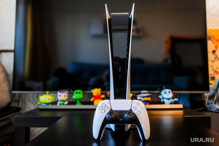 Игровая приставка SONY PS5. Челябинск, sony playstation, джойстик, сони плейстэйшн, игровая приставка, консоль, ps5