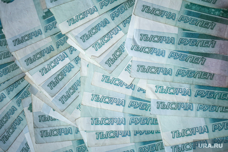 Клипарт по теме Деньги.
Москва, пачка денег, банкноты, деньги, рубли, тысячные купюры