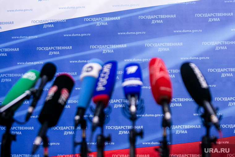 Михаил Мишустин на представлении в Государственной Думе Российской Федерации. Москва, микрофон, телеканалы