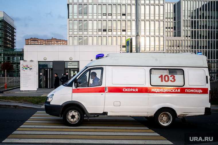 Приемный покой в 40 ГКБ в Коммунарке. Москва, больница, 40 гкб коммунарка, SARS-CoV-2, скорая помощь