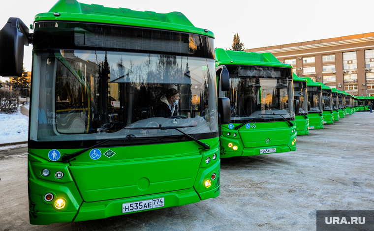 Презентация новых автобусов на газомоторном топливе. Челябинск, автобус, городской транспорт