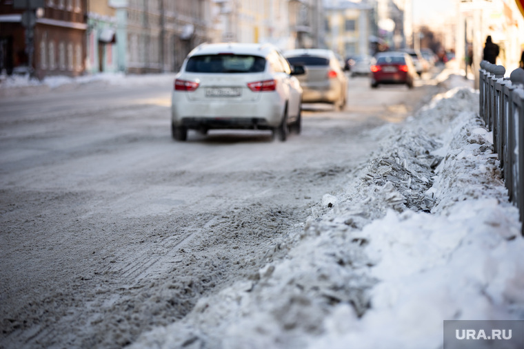 Последствия снегопада в Екатеринбурге, снег, уборка снега