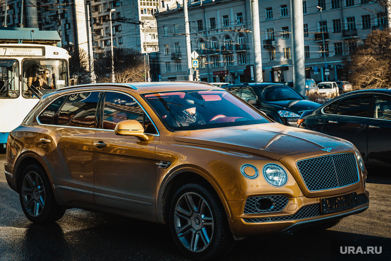 Виды Екатеринбурга, автомобиль, бентли, элитное авто, премиум авто, bentley