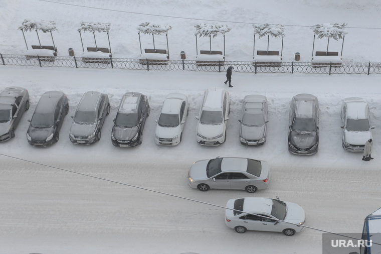 Мороз, зима. Челябинск, автомобили, снег, холод, зима, погода, автотранспорт, парковка, климат, мороз, туман, метеоусловия