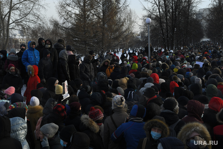 Несанкционированный митинг в поддержку оппозиционера. Екатеринбург