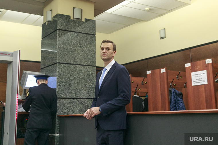 Подача документов во ВЦИК Алексеем Навальным. Москва, навальный алексей