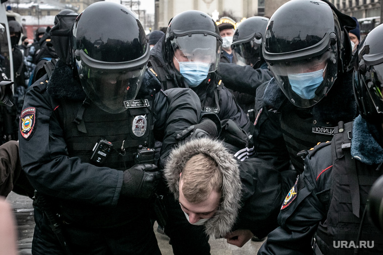 Несанкционированный митинг оппозиции в поддержку Алексея Навального. Москва, арест, задержание активистов, митинг, протест, несанкционированная акция, винтилово, омон, разгон демонстрации