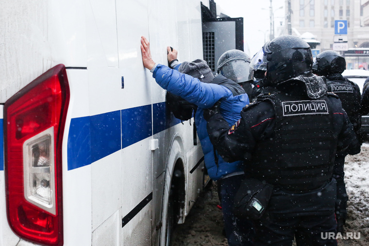Несанкционированная акция в поддержку оппозиционера. Москва, силовики, протестующие, митинг, росгвардия, протест, навальнинг, винтилово, омон, хапун, задержание актививстов