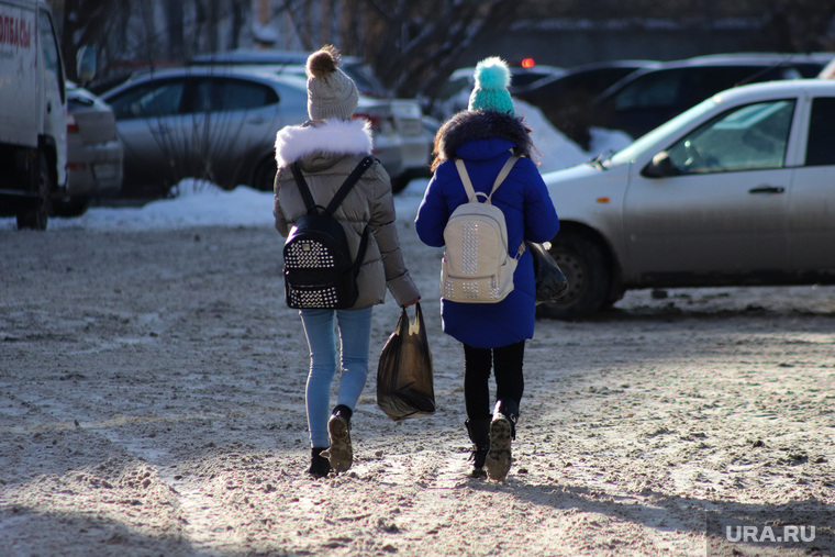 Площадь Ленина. Курган, зима, дети, школьники, ученики