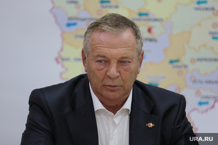 Кандидат в губернаторы Пермского края Александр Репин на пресс-конференции. Пермь, репин александр
