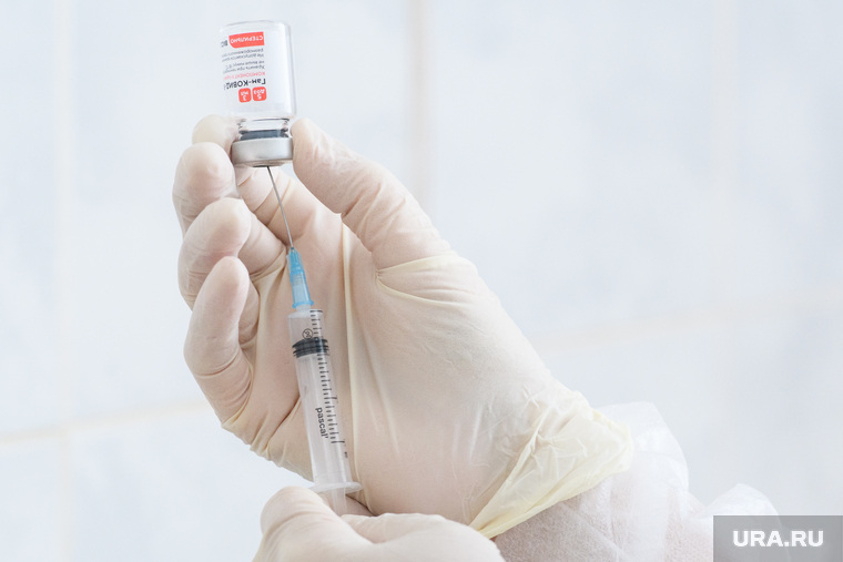 Вакцинация в поликлинике ЦГКБ №3. Екатеринбург, coronavirus, covid, лекарство от covid, вакцина от коронавируса, гам-ковид-вак, гам ковид вак